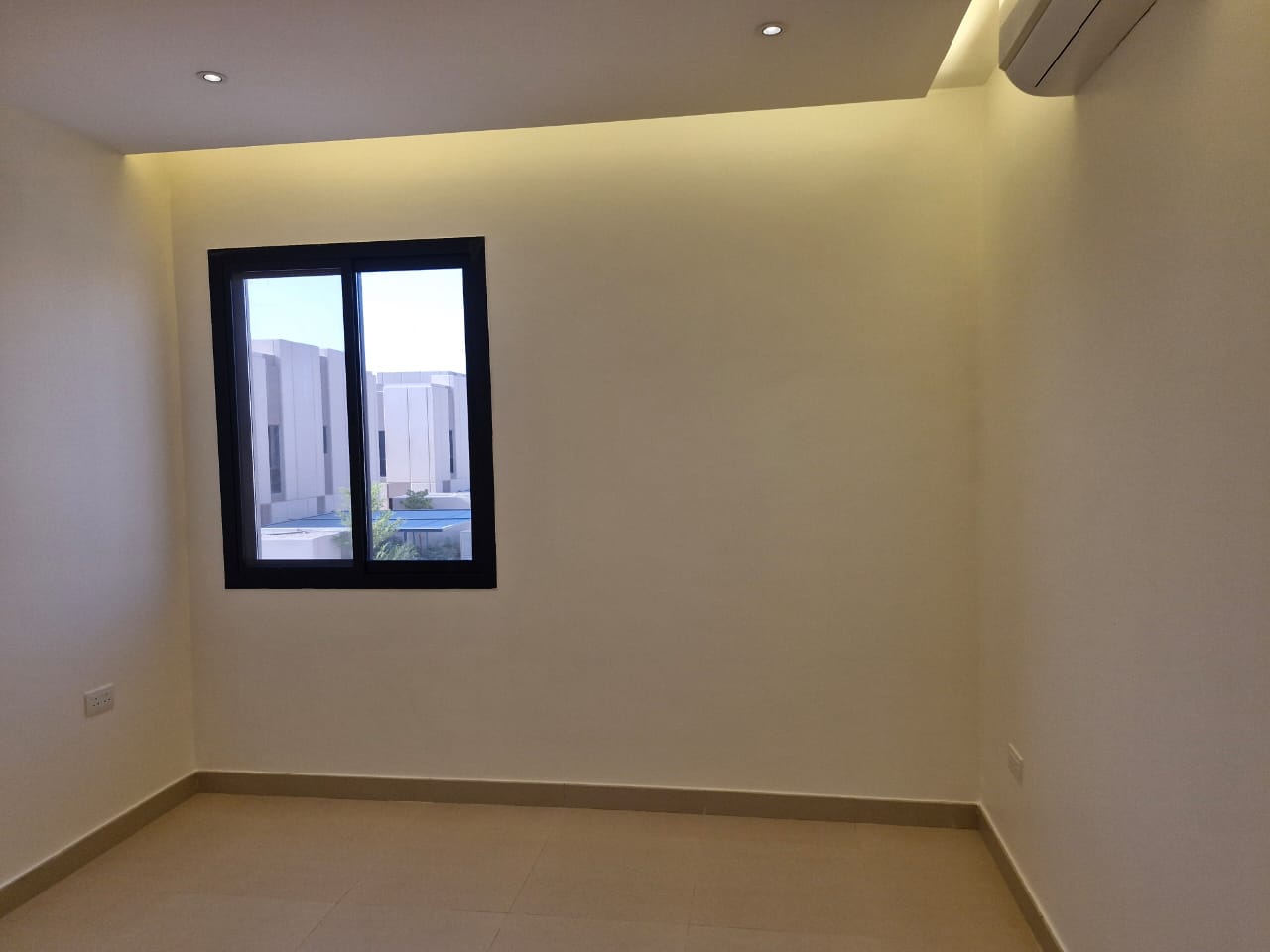 🏰 *Modern Luxury Villa in Sidra District – Roshn*   ✨ 400 sqm | Contemporary Design Blending Elegance, Functionality & Sustainability 🌿♻️